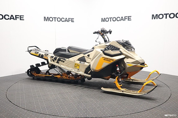 Ski-Doo Freeride
