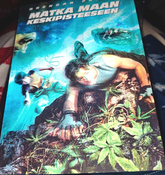 Matka maan keskipisteeseen
