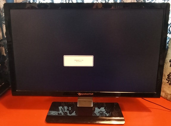 PB Packard Bell Maestro / LCD Monitor > Tietokoneen näyttö