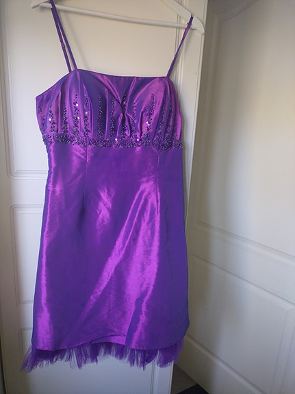 Juhlamekko XL violetti