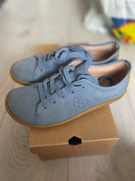 Vivobarefoot naisten kengät 38