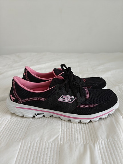 Skechers treenikengät, koko 38 – vain vähän käytetty