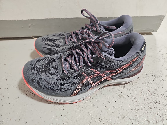 Asics GEL-CUMULUS 23 G-TX -juoksukengät