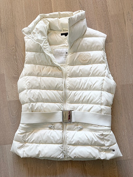 UUSI Tommy Hilfiger untuva toppaliivi M-koko