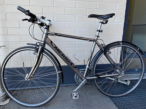 Merida Speeder T3 maantiepyörä koko M miehille