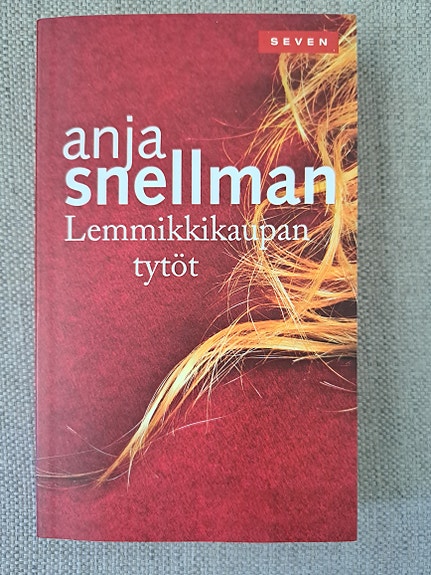 Anja Snellman Lemmikaupan tytöt
