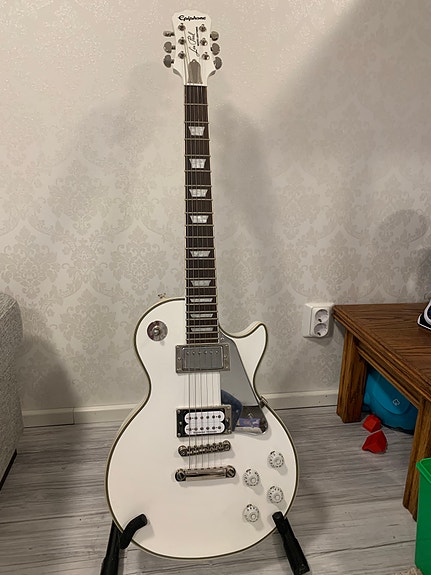 Epiphone Les Paul white lightning