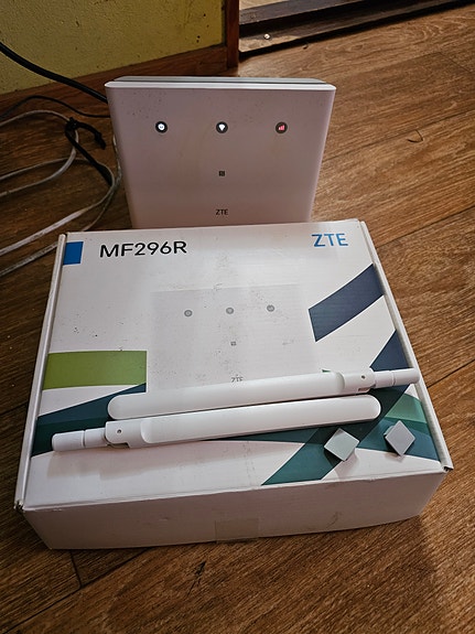 ZTE MF296R 4G LTE reititin