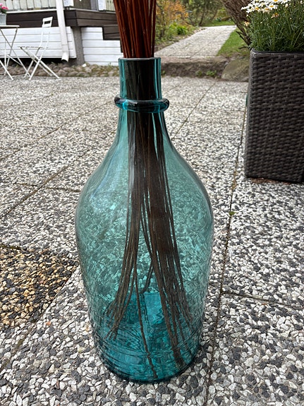 Iso lasipullo
