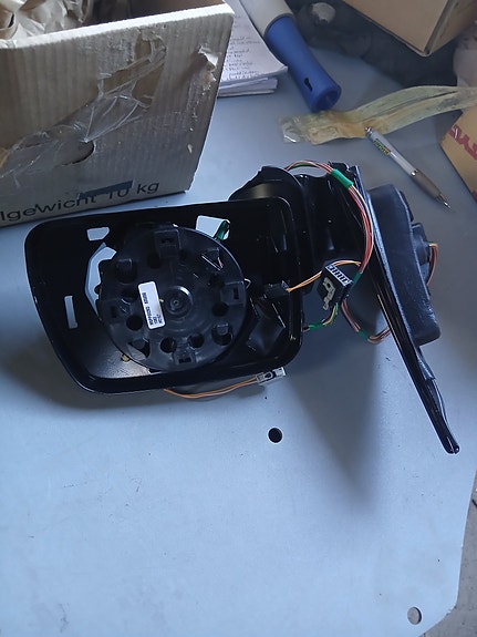 BMW X5 E53 oikea uusi peilin runko 51167039918