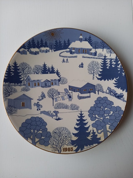 Arabia joululautanen 1983