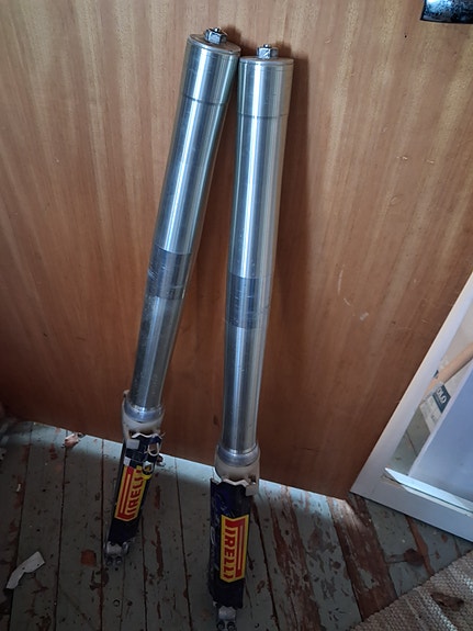 Suzuki RM etuiskarit