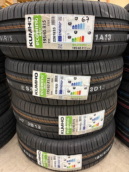 195/65R15 Kumho EcoWing ES31 91H uudet
