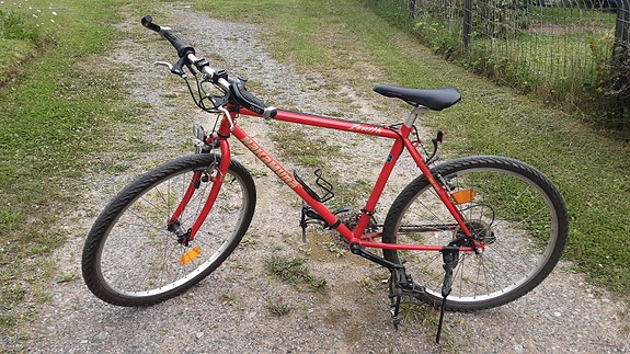 Nakamura Zenith maastopyörä 26"
