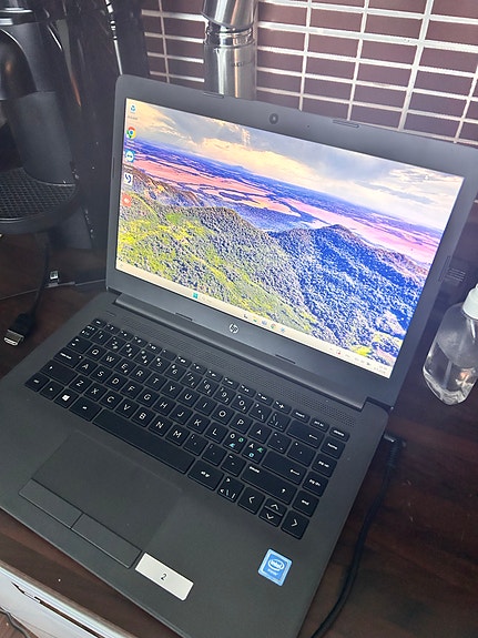 Dell kannettava tietokone 15"