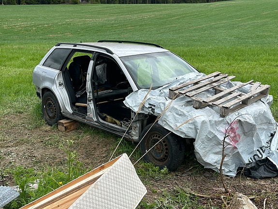 Audi A4 b5 osina
