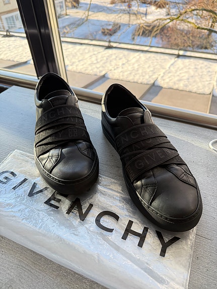 Givenchy Urban Street -nahkasneakerit