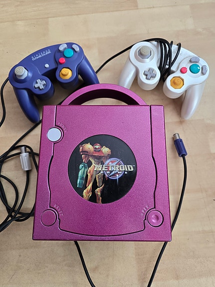 Nintendo gamecube metroid prime violetti