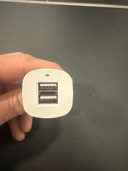 2 porttinen USB Autolaturi