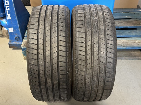 225/40-18 Bridgestone kesärenkaat