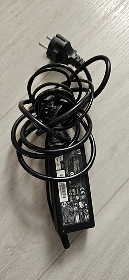 Hp läppärin laturi