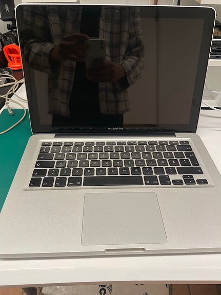 Apple MacBook Pro 13" - Mid 2010