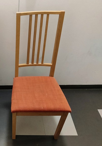 1 x skandinaavista ruokapöydän tuoli / 1 x Scandinavian dining chairs