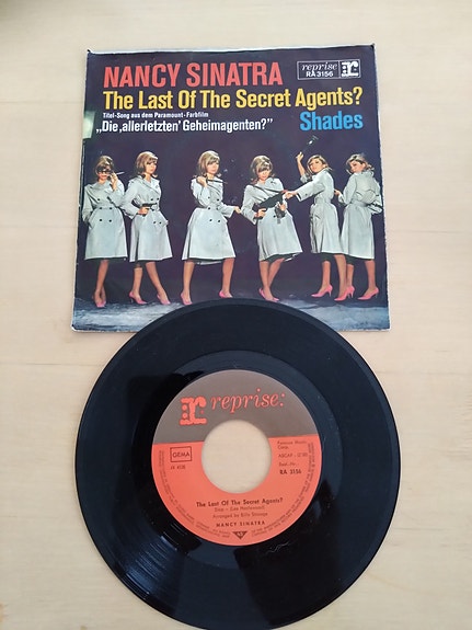 Nancy Sinatra 7" The last of the secret agents?