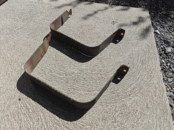 Chevrolet tankin kannakkeet