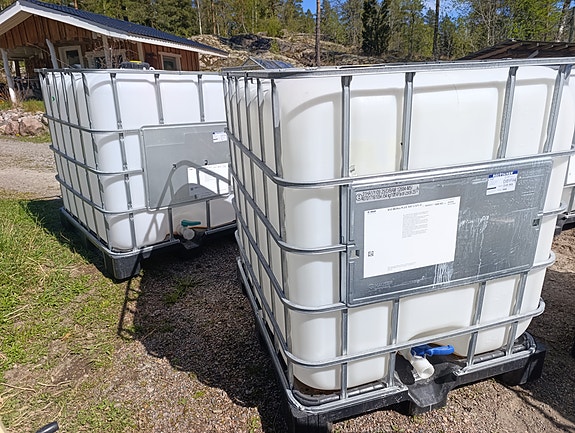 1000 lit VESISÄILIÖ