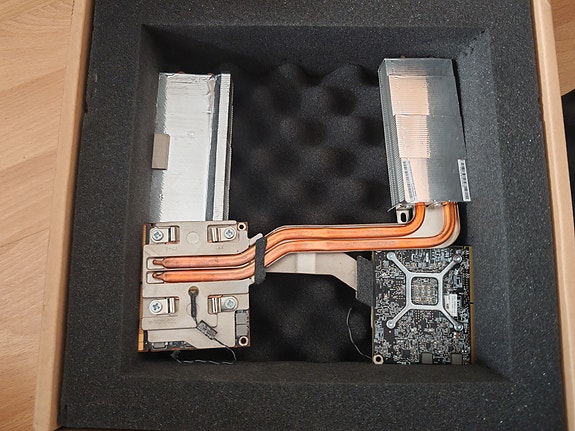 2kpl AMD Radeon HD 6750M -näytönohjain iMac 27" Mid 2011 (A1312)