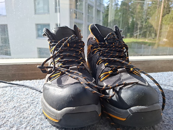 Lenkkarit Waterproof, koko 44