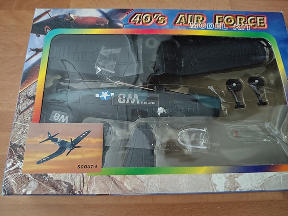 40’s Air Force lentokoneen pienoismalli