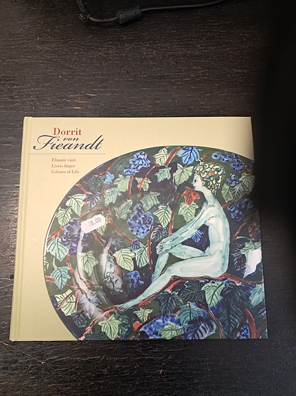 Dorrit von Fieandt taidekirja keramiikka ja astiat