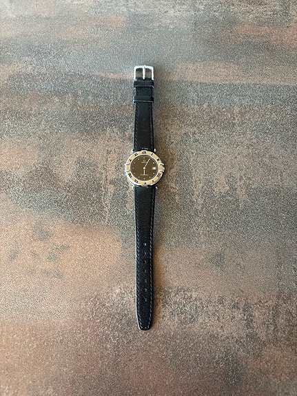 Omega Constellation Quartz Omega rannekello musta nahkaranneke unisex
