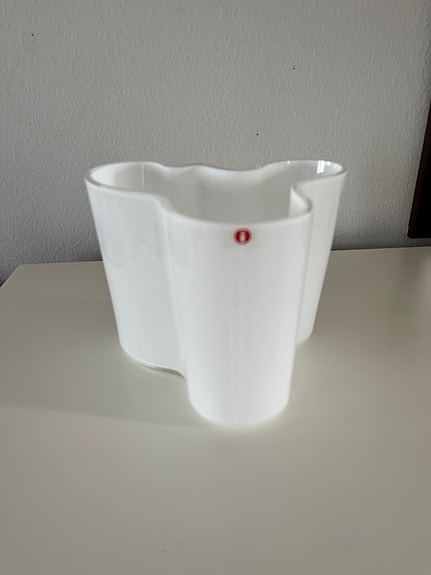 Valkoinen Aalto maljakko 120mm