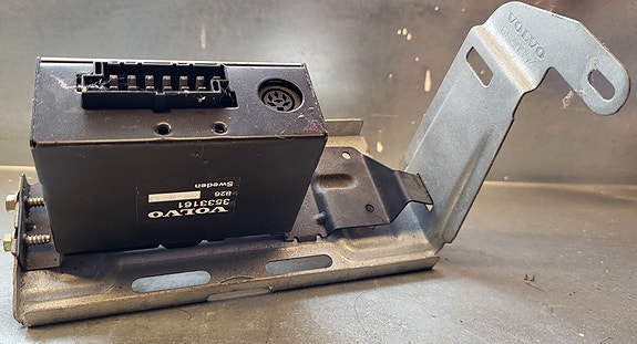 850 radion vahvistin 80 W