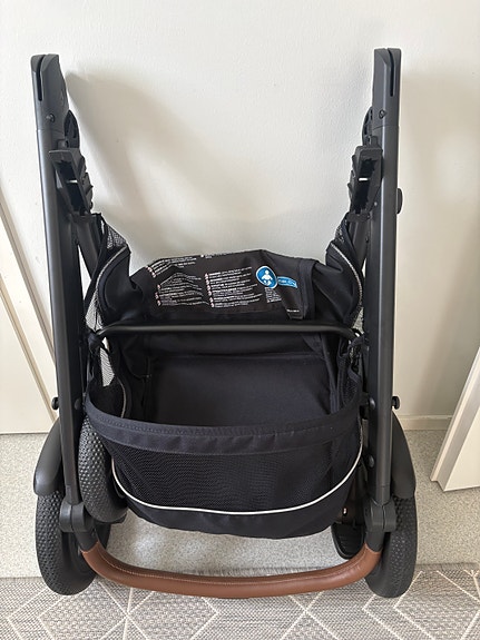 Britax 5 z runko + tavarakori
