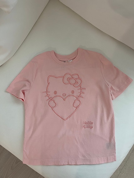 Hello kitty T-paita