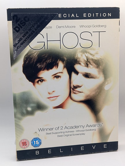 Ghost (2-disc Special Edition) slipcover