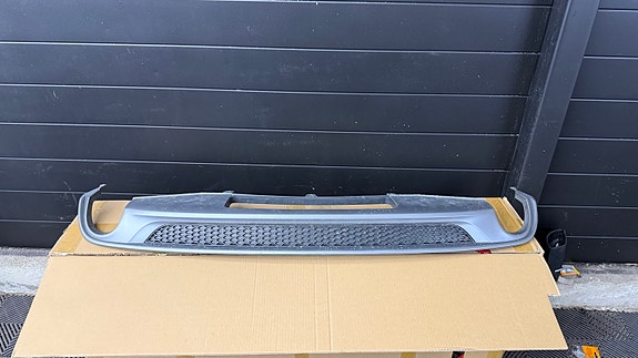 Audi A6 avant c7 sline taka diffuusori
