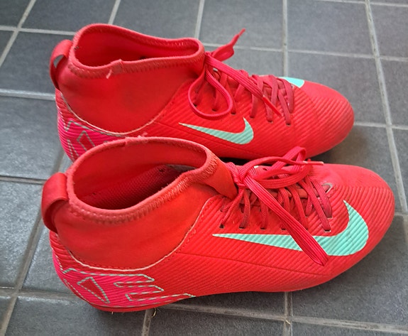 Jalkapallokengät Nike Superfly, koko 38