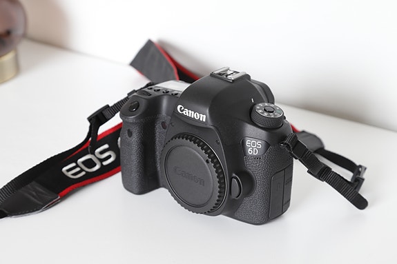 Canon EOS 6D (sc: 9030) järjestelmäkamera