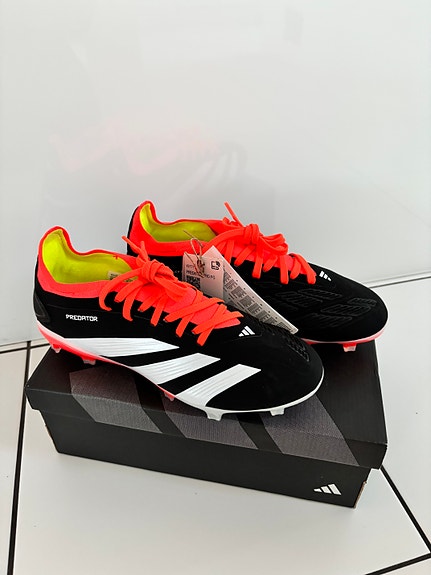Adidas Predator Pro FG -nappikset 37 1/3