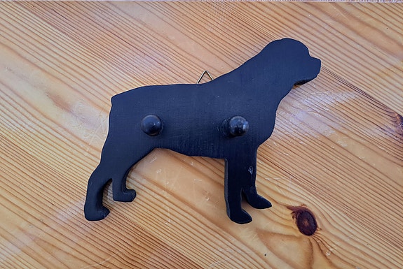 Rottweiler-seinänaulakko / hihnateline (puuta)