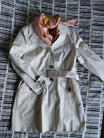 S.t.i beige trenssi 42