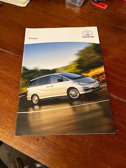 Toyota Previa esite / myyntiesite