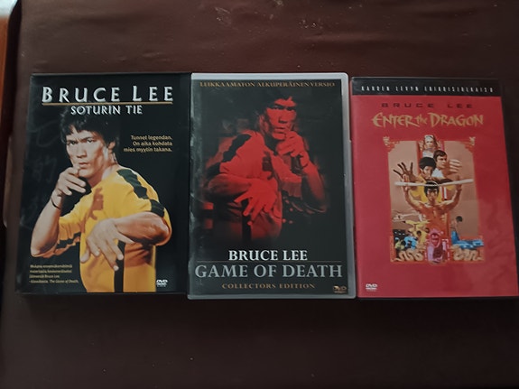 Bruce lee