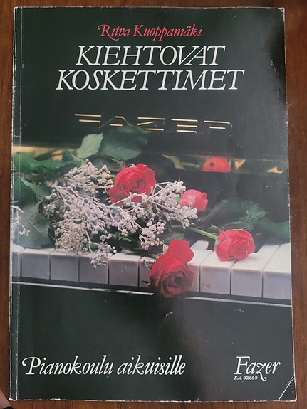 Kiehtovat koskettimet - Pianokoulu aikuisille