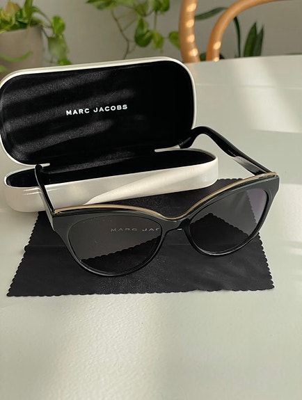 Marc Jacobs aurinkolasit